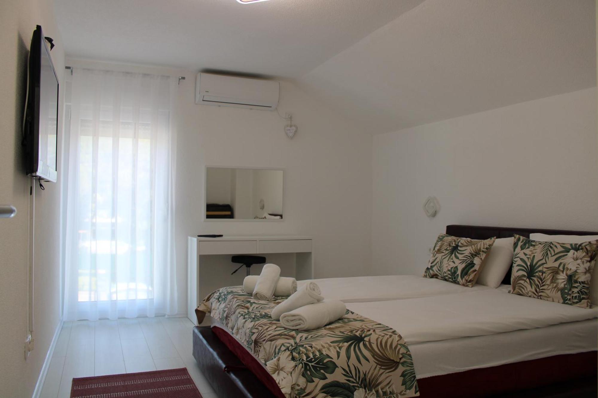 Am Una Lux House Бихач Экстерьер фото