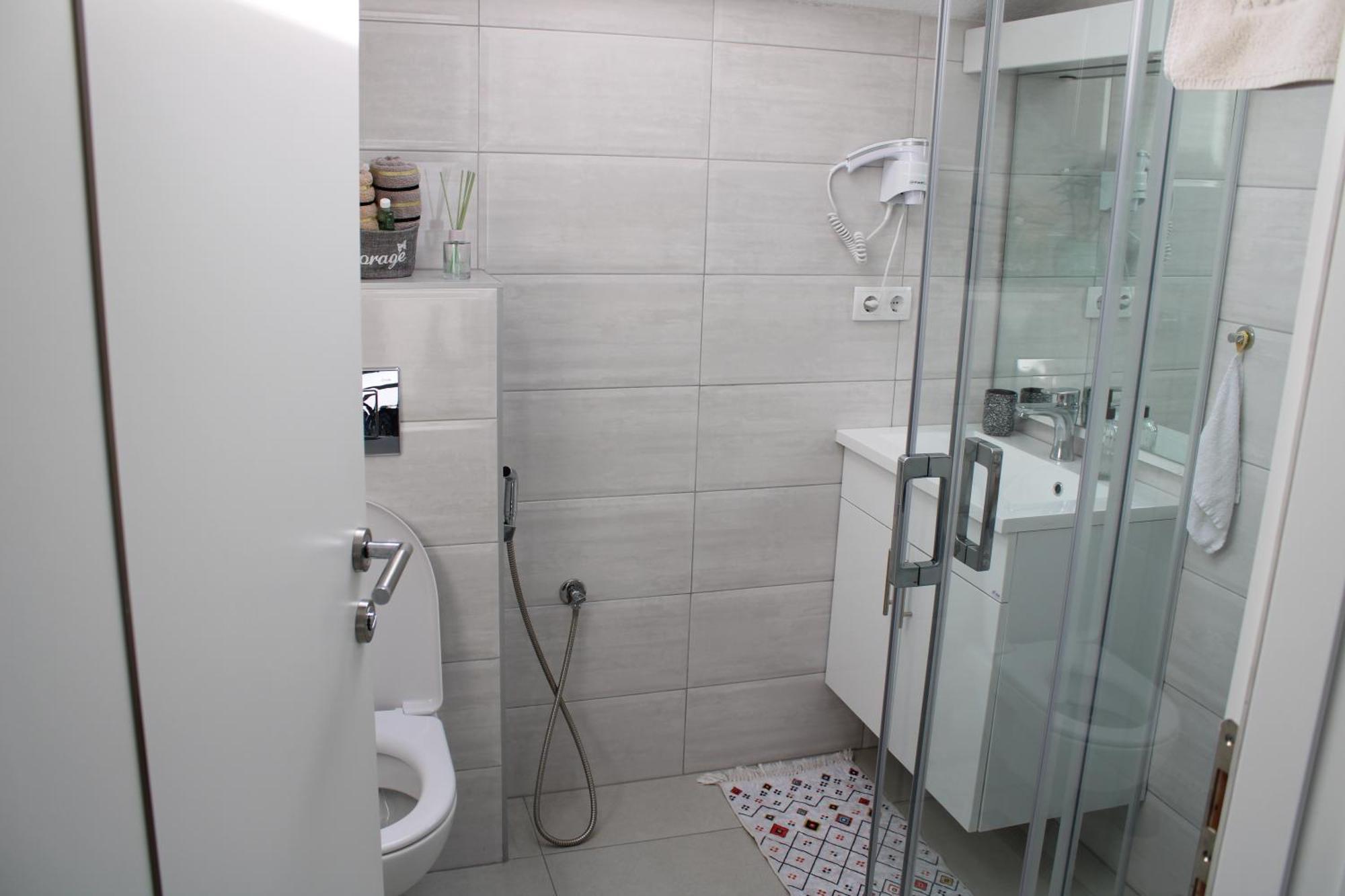 Am Una Lux House Бихач Экстерьер фото