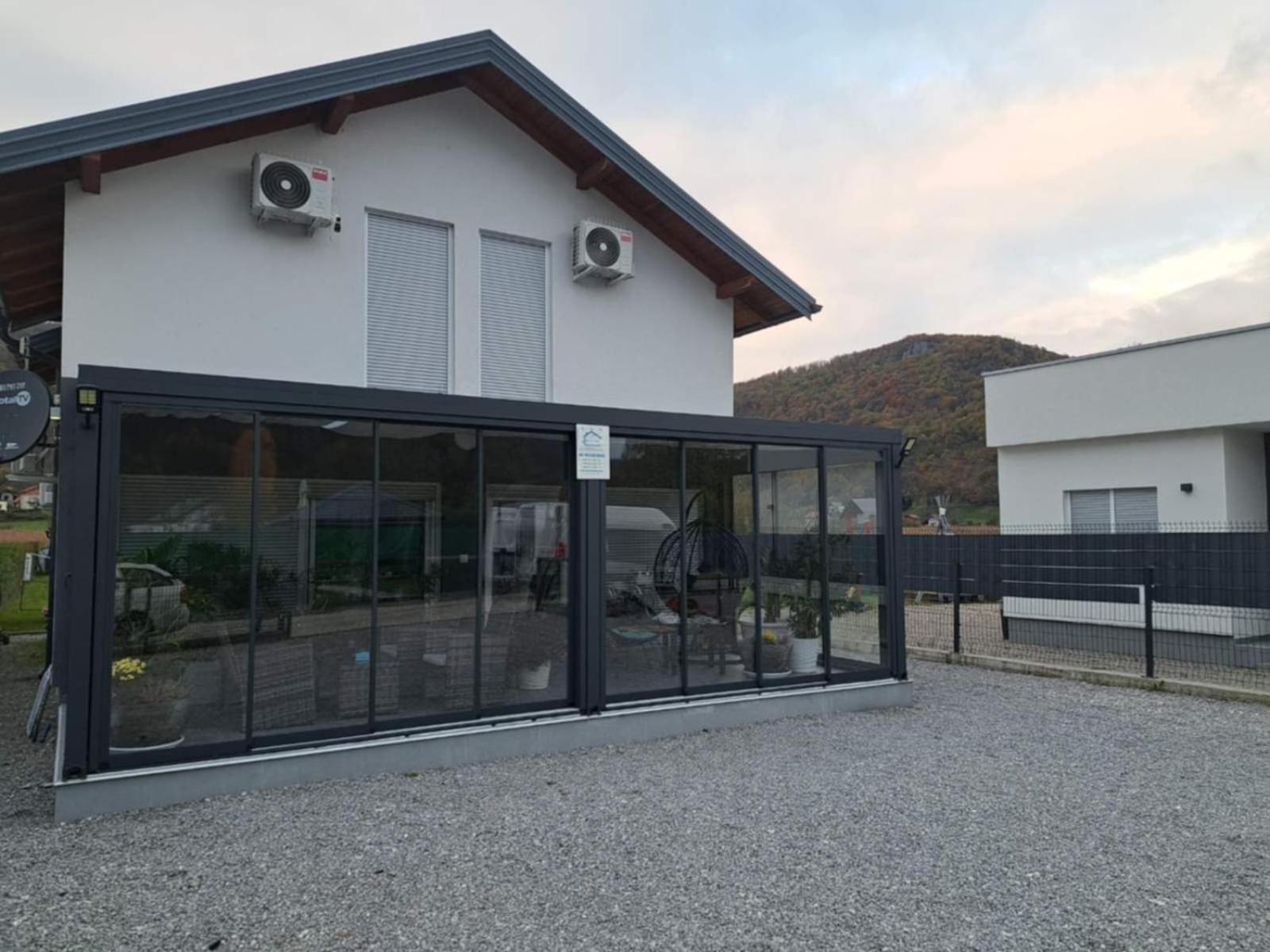 Am Una Lux House Бихач Экстерьер фото
