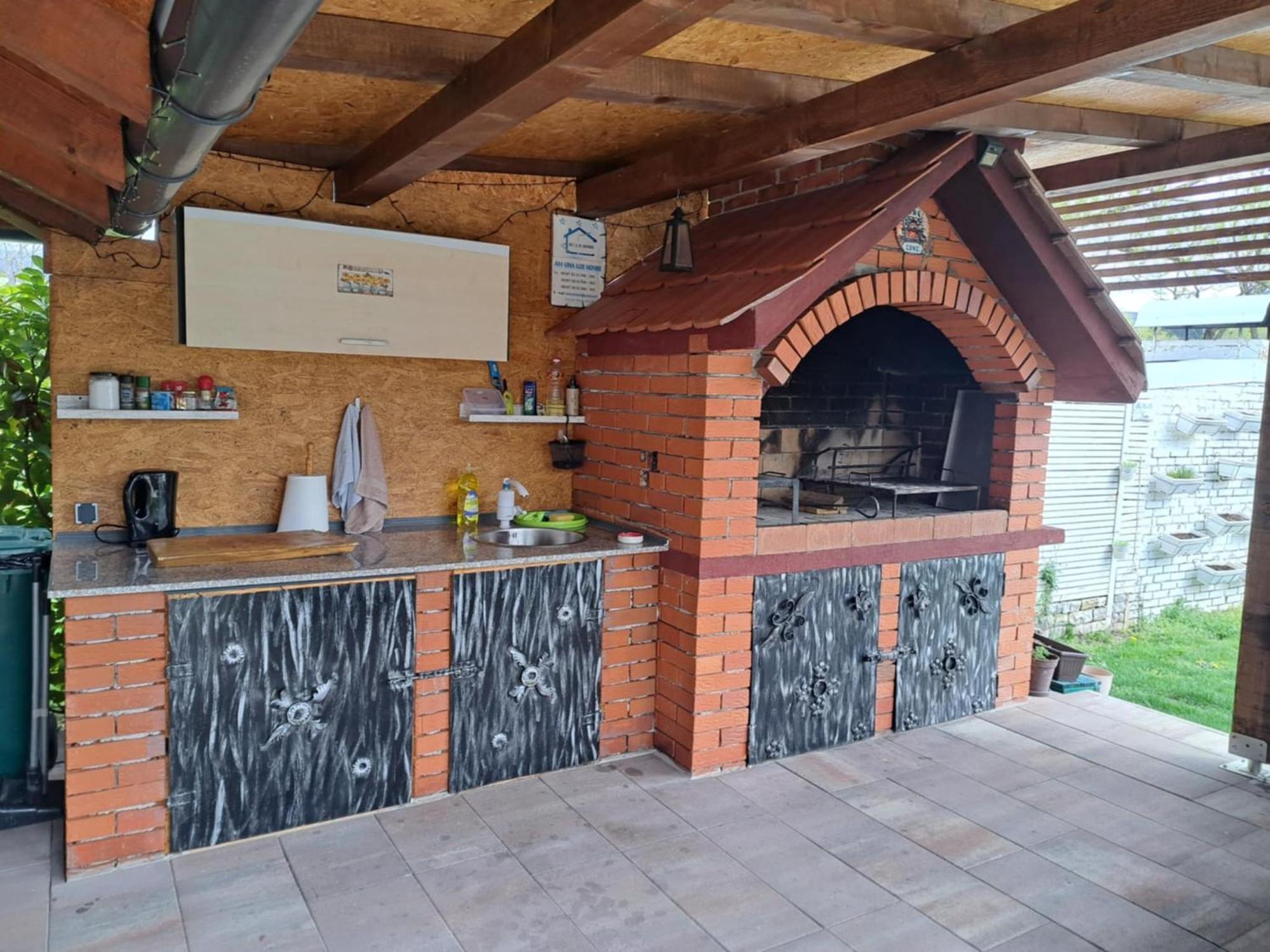 Am Una Lux House Бихач Экстерьер фото